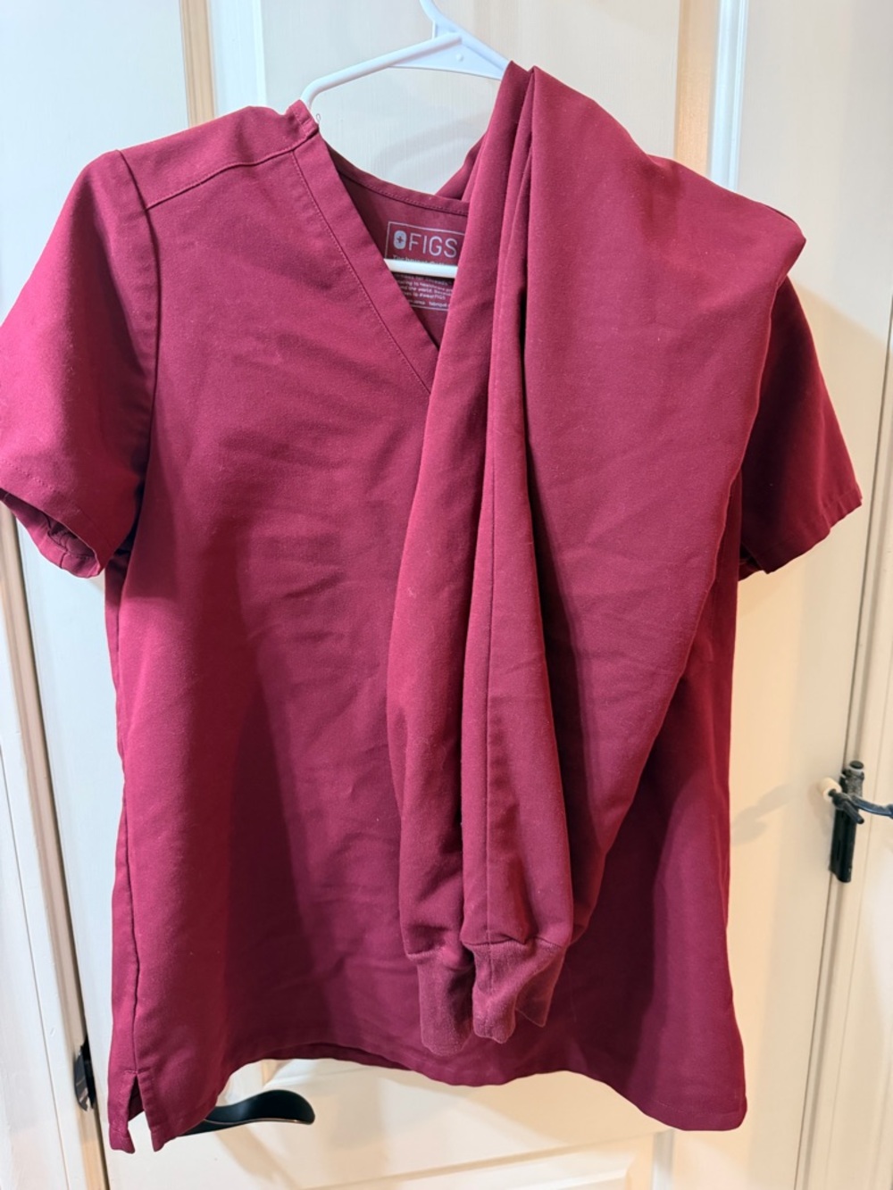 FIGS Burgundy Scrub Set Small Top + Small Tall Zamora Joggers